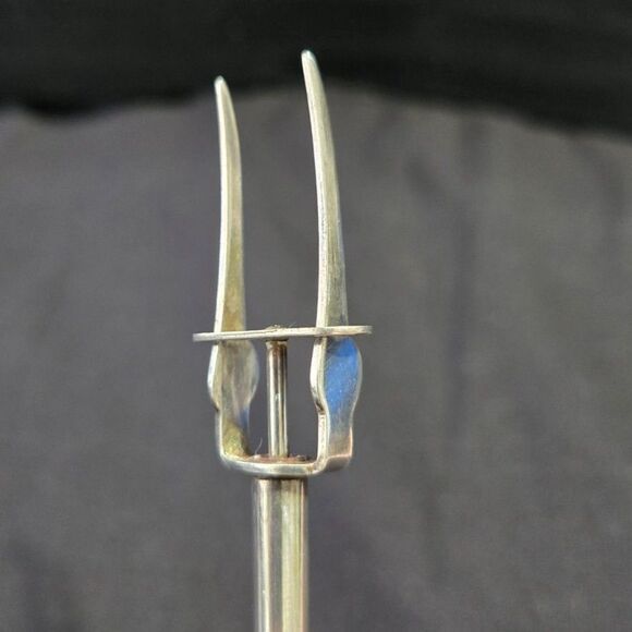 Vintage Spring-Loaded Pickle / Olive Fork Server - Picture 2 of 4